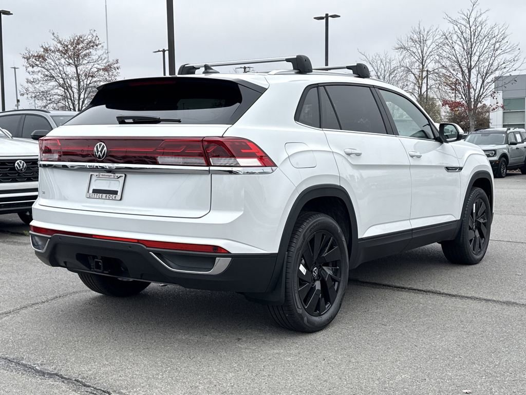 New 2026 Volkswagen Atlas Cross Sport SE FWD image 5