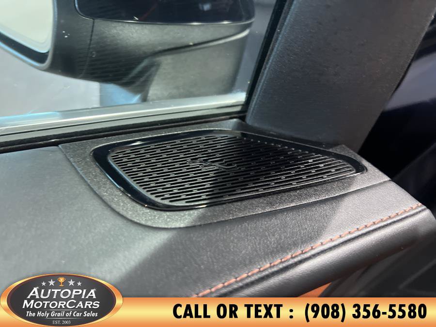 Used 2024 Mercedes-Benz GLC 300 4MATIC image 30