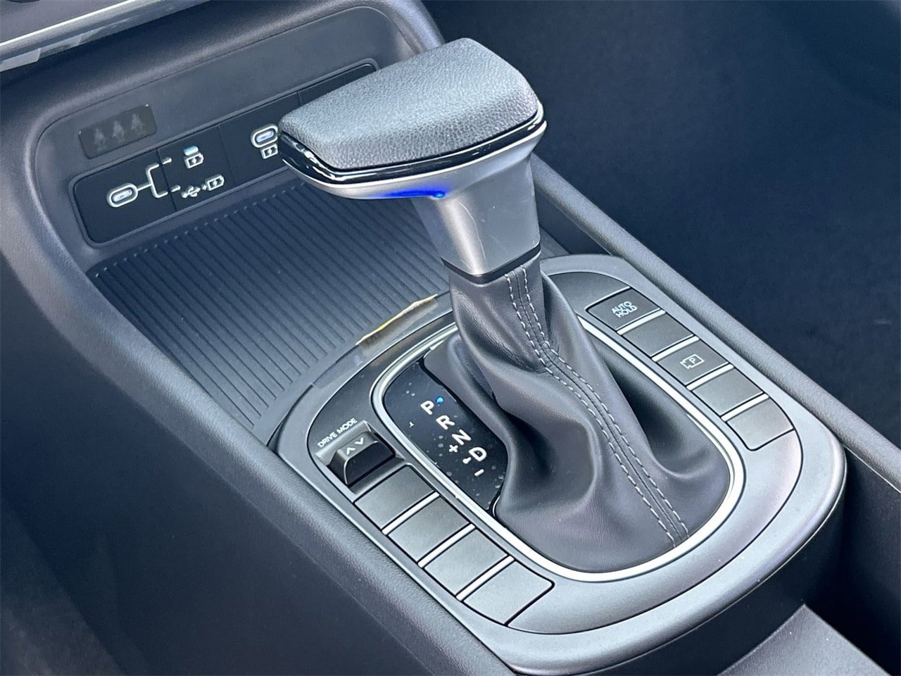 New 2026 Hyundai Kona SE image 28