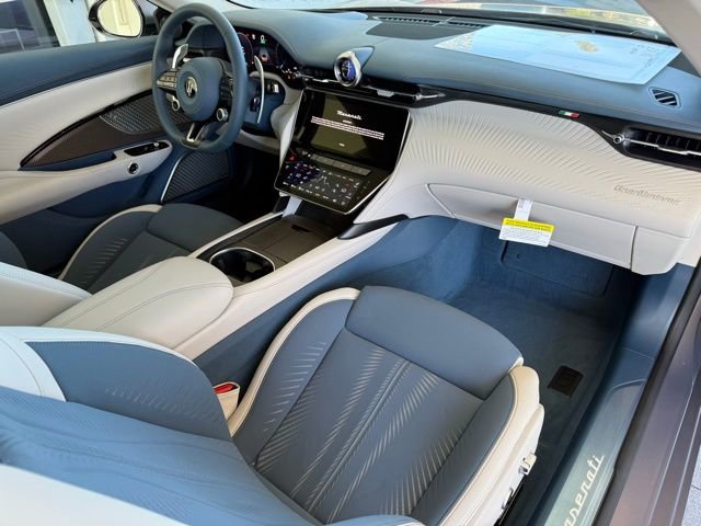 New 2025 Maserati GranTurismo Folgore image 17