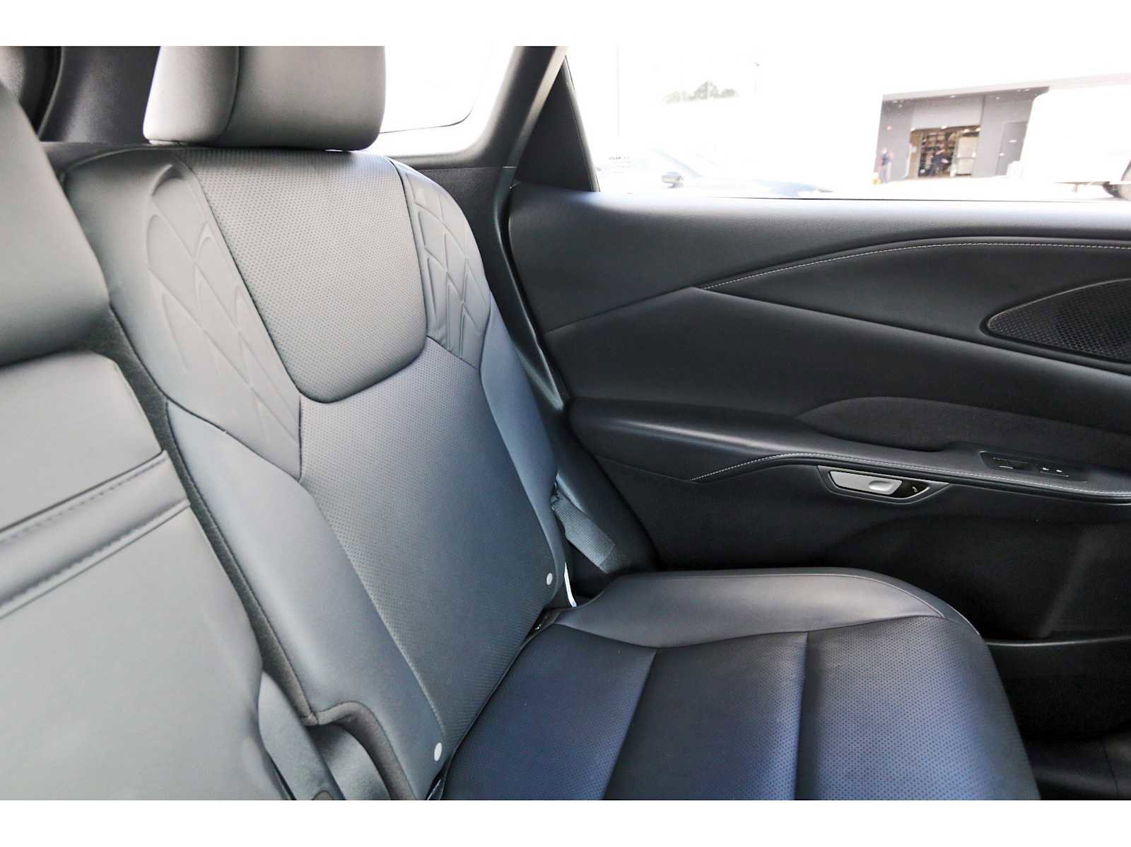 Used 2024 Lexus RX 350 FWD w/ Technology Package image 10