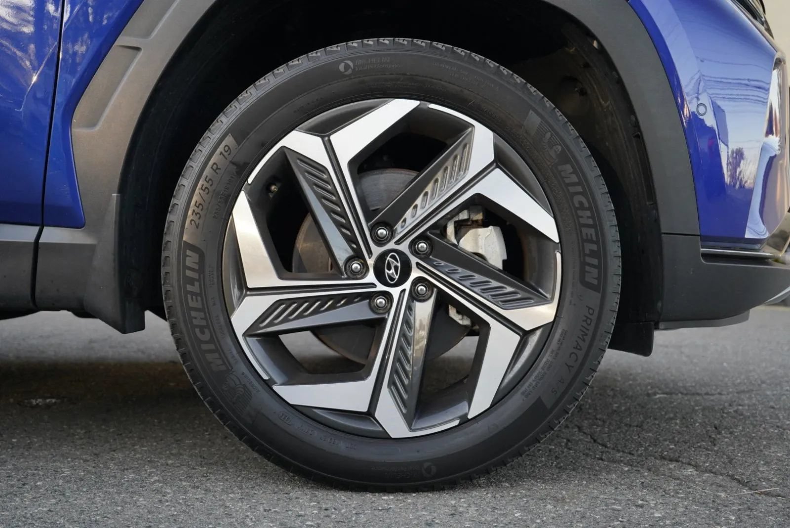Used 2023 Hyundai Tucson Limited AWD/4WD image 17