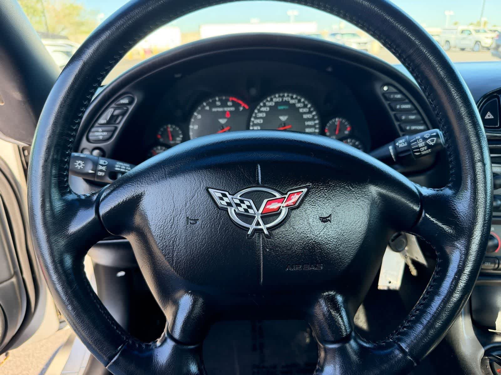 Used 2004 Chevrolet Corvette Convertible w/ Preferred Equipment Group RWD image 17