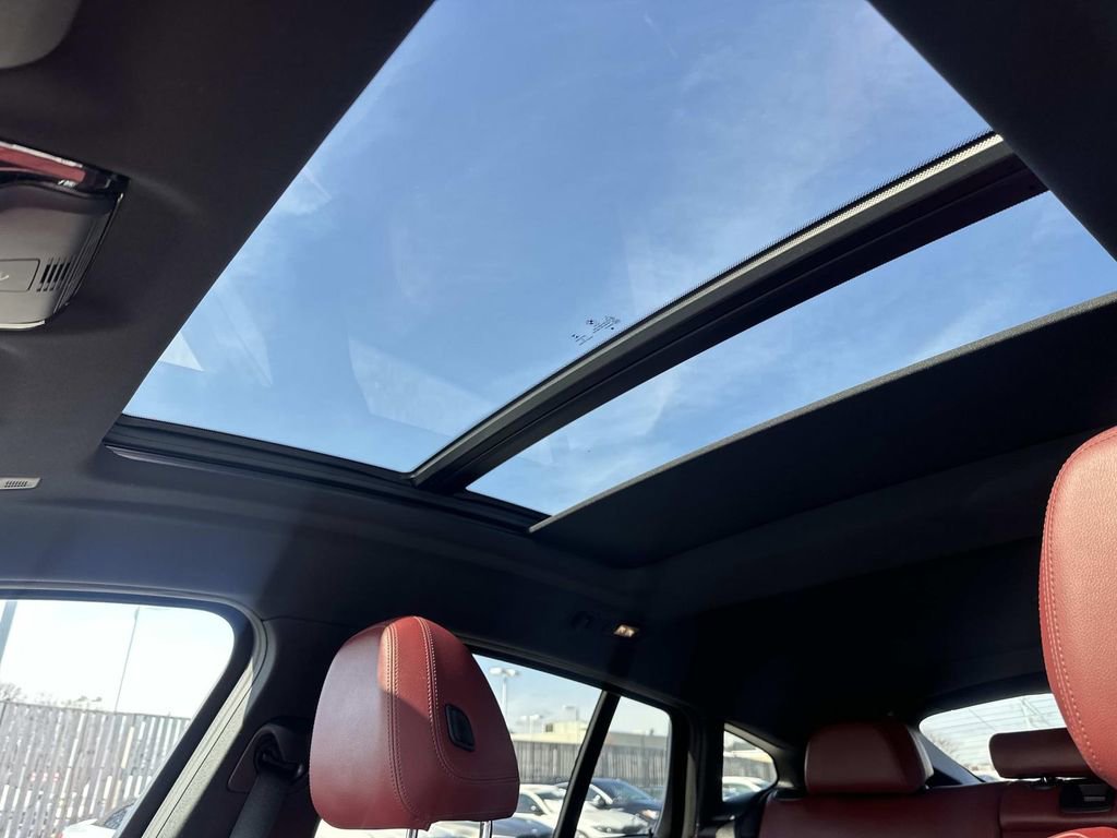 Used 2023 BMW X4 xDrive30i image 28