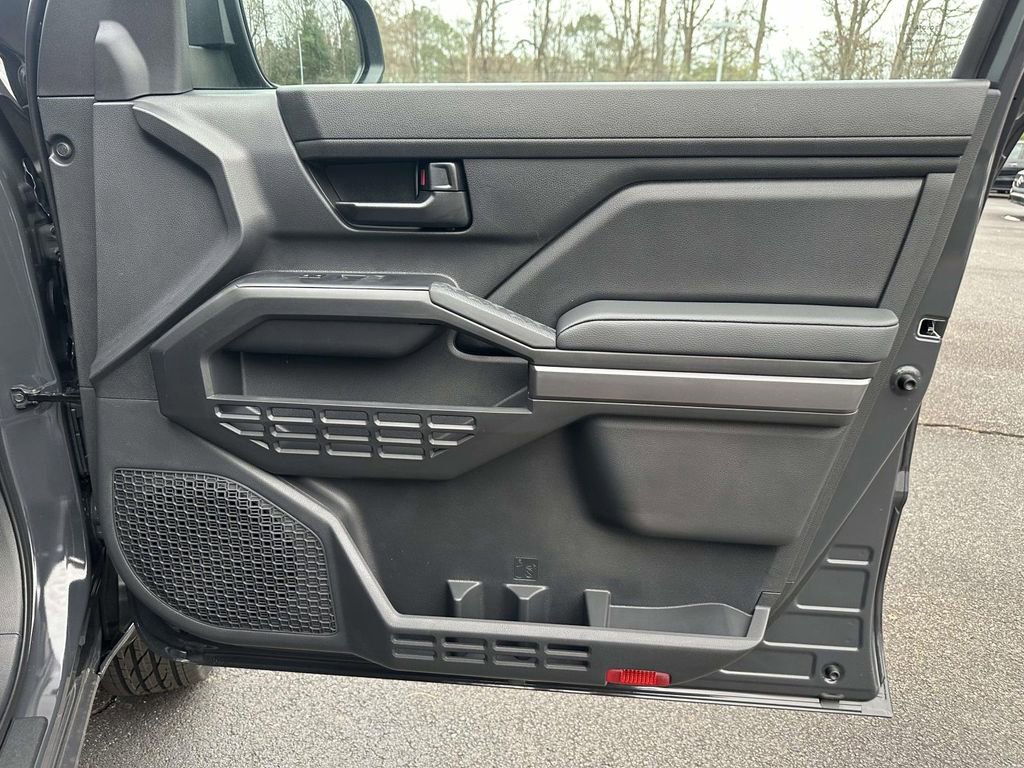 Used 2026 Toyota Tacoma SR5 image 10