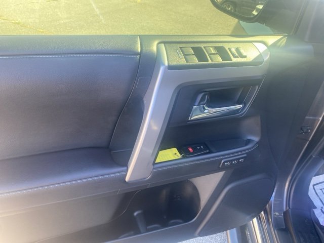 Used 2022 Toyota 4Runner Limited image 17