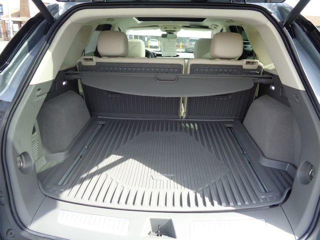 Certified 2023 Cadillac XT5 Premium Luxury image 18