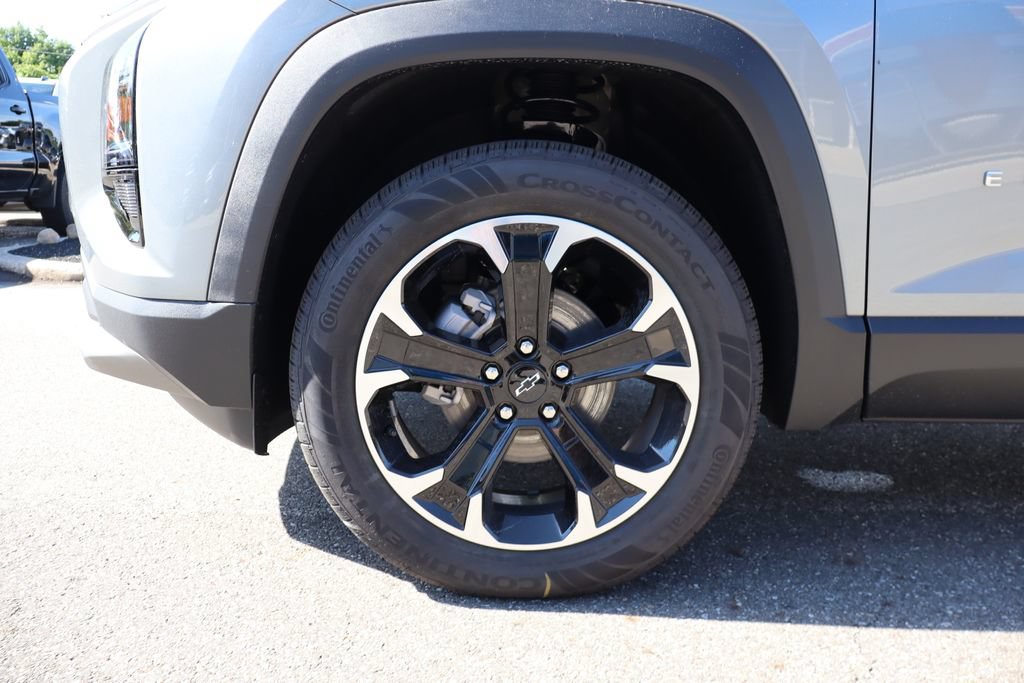 New 2026 Chevrolet Equinox LT w/ Convenience Package II FWD image 26