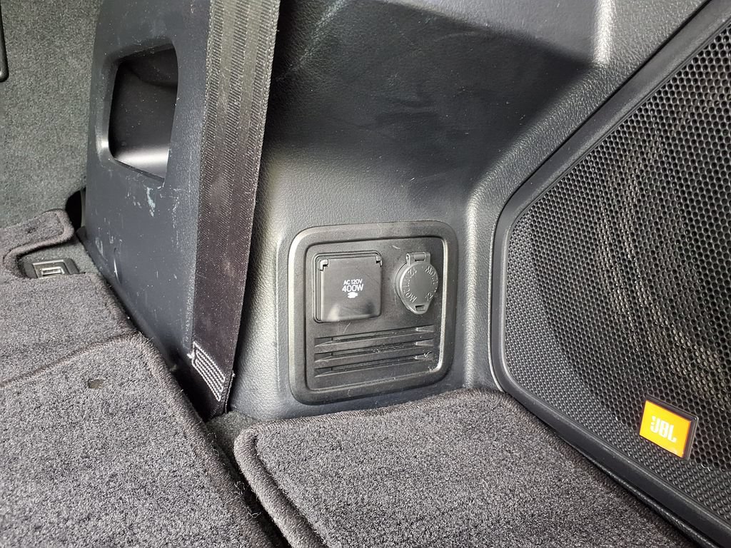 Used 2024 Toyota 4Runner Limited AWD/4WD image 15