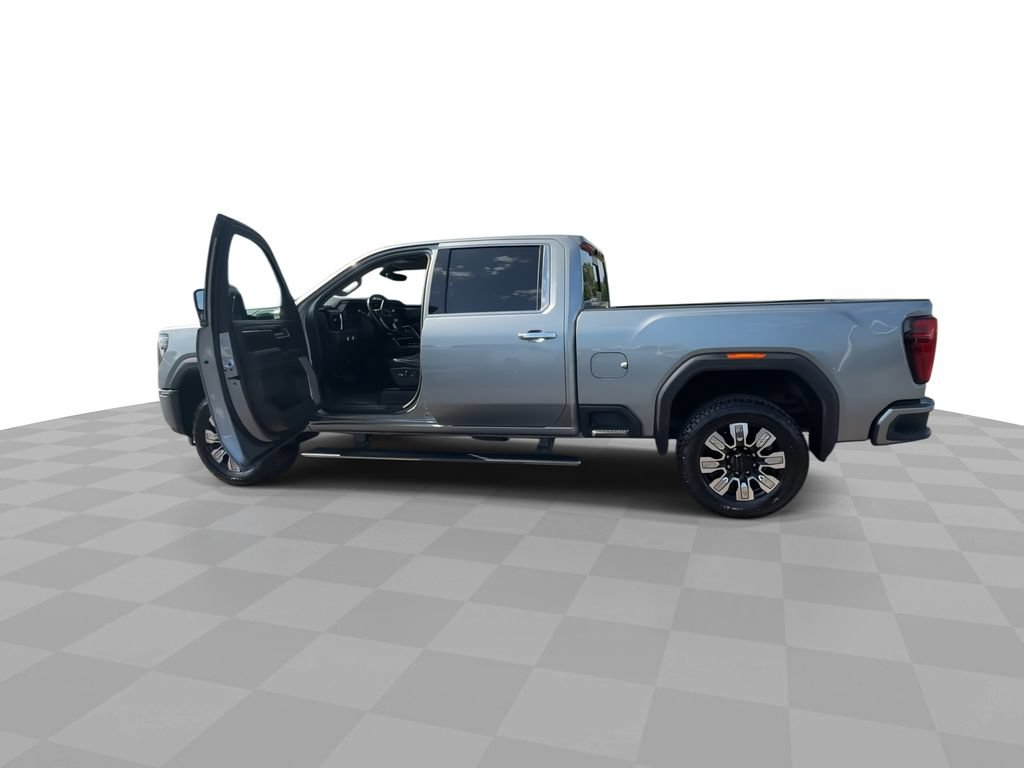 Certified 2024 GMC Sierra 2500 Denali w/ Denali Reserve Package AWD/4WD image 5