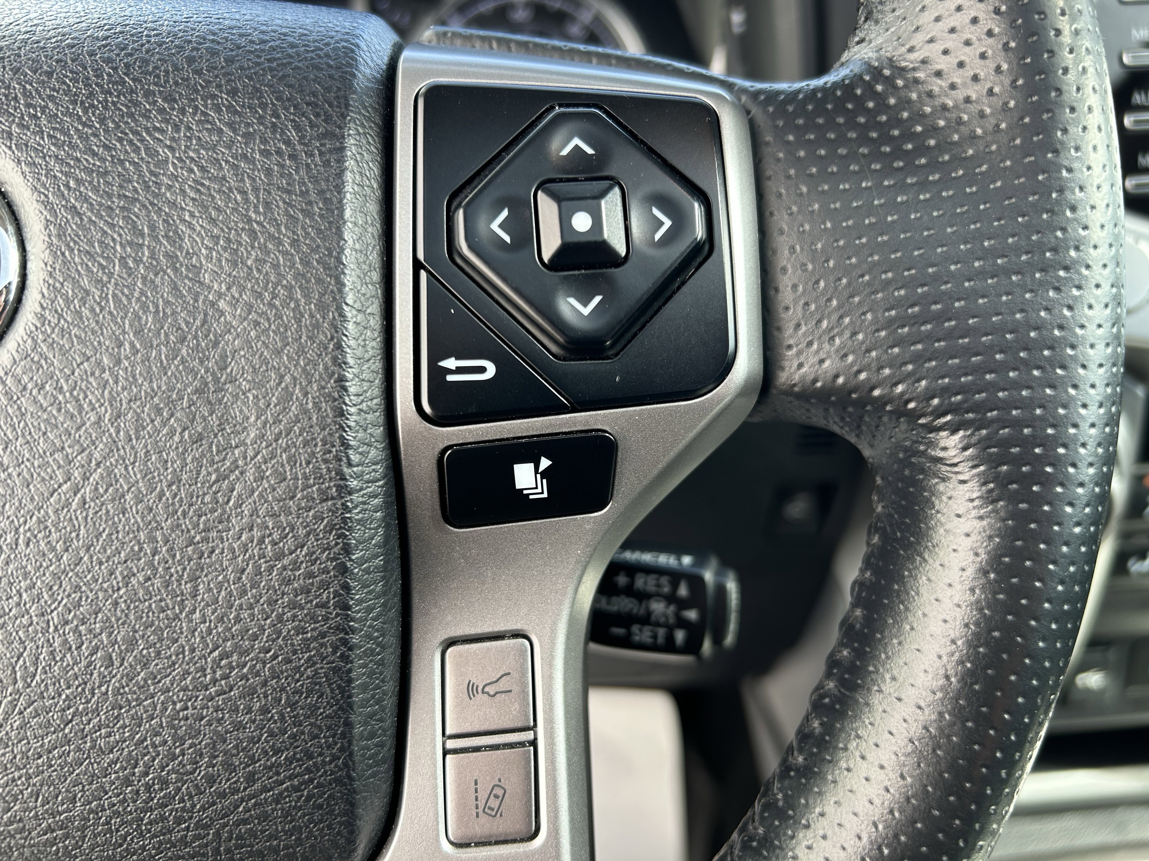 Certified 2023 Toyota 4Runner Limited AWD/4WD image 25