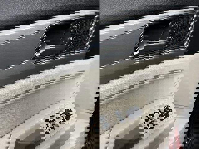 Used 2019 Volkswagen Atlas SE w/ Towing Package image 22