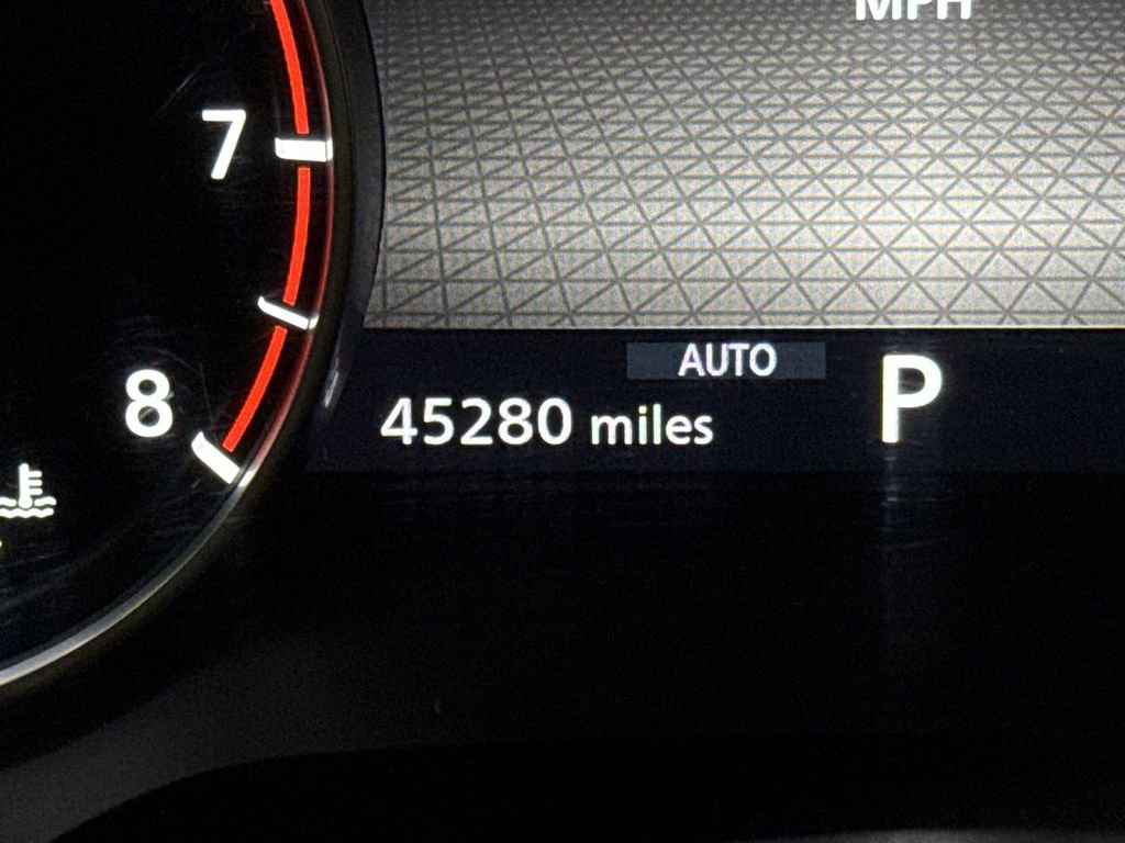 Used 2021 Nissan Rogue SV AWD/4WD image 13