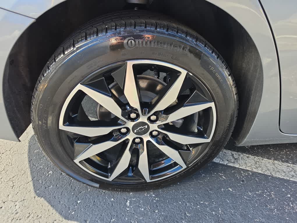 Used 2024 Chevrolet Malibu RS FWD image 17