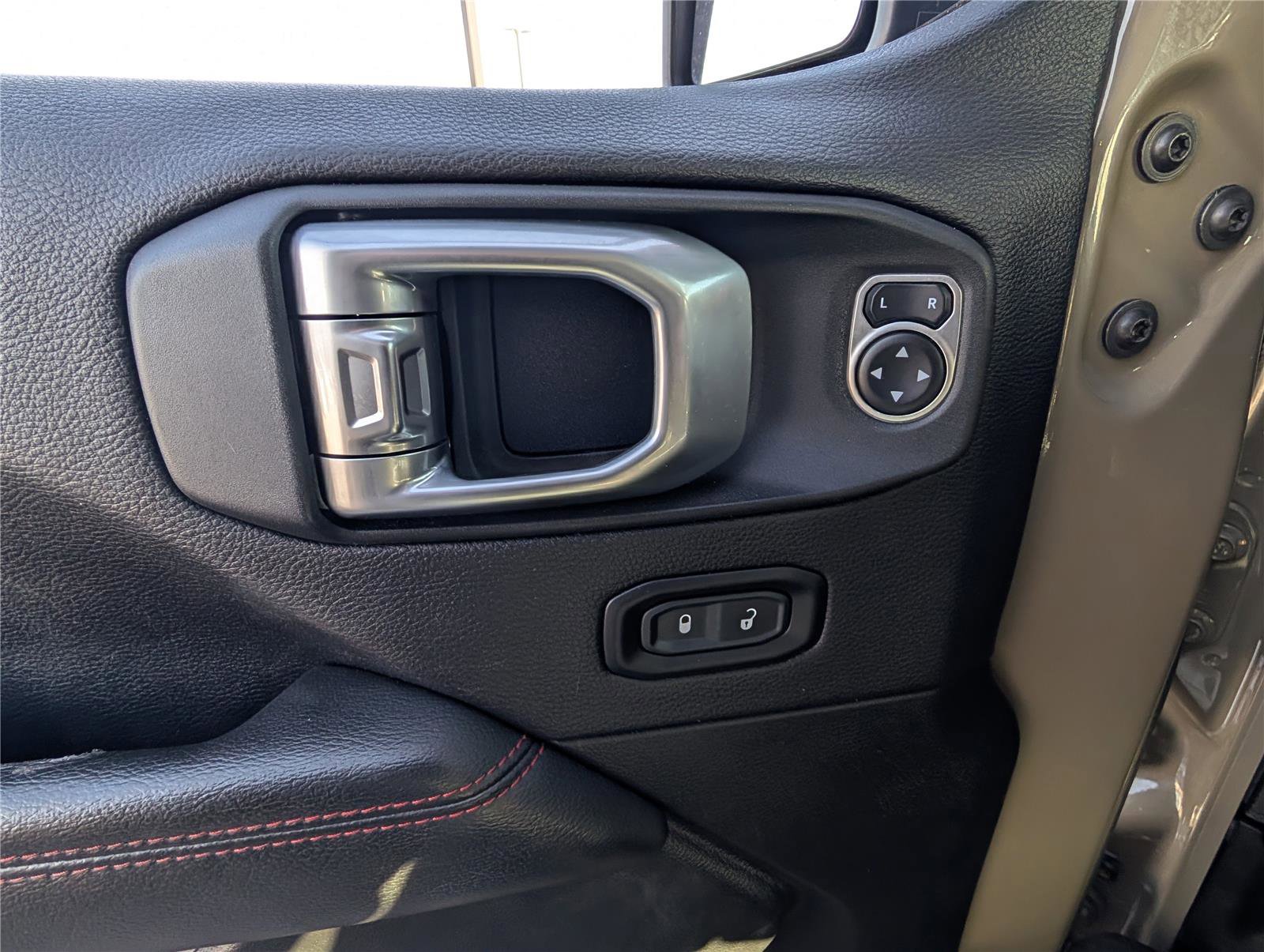 Used 2020 Jeep Gladiator Rubicon image 20