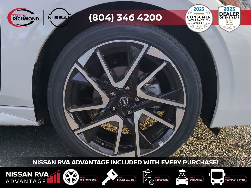 Used 2025 Nissan Sentra SR image 12