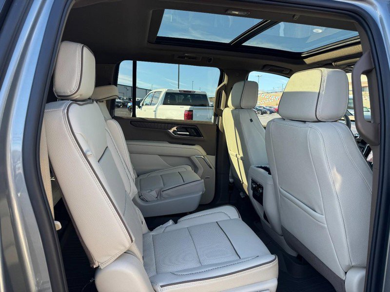 New 2026 GMC Yukon XL Denali w/ Sun & Power Step Package image 7