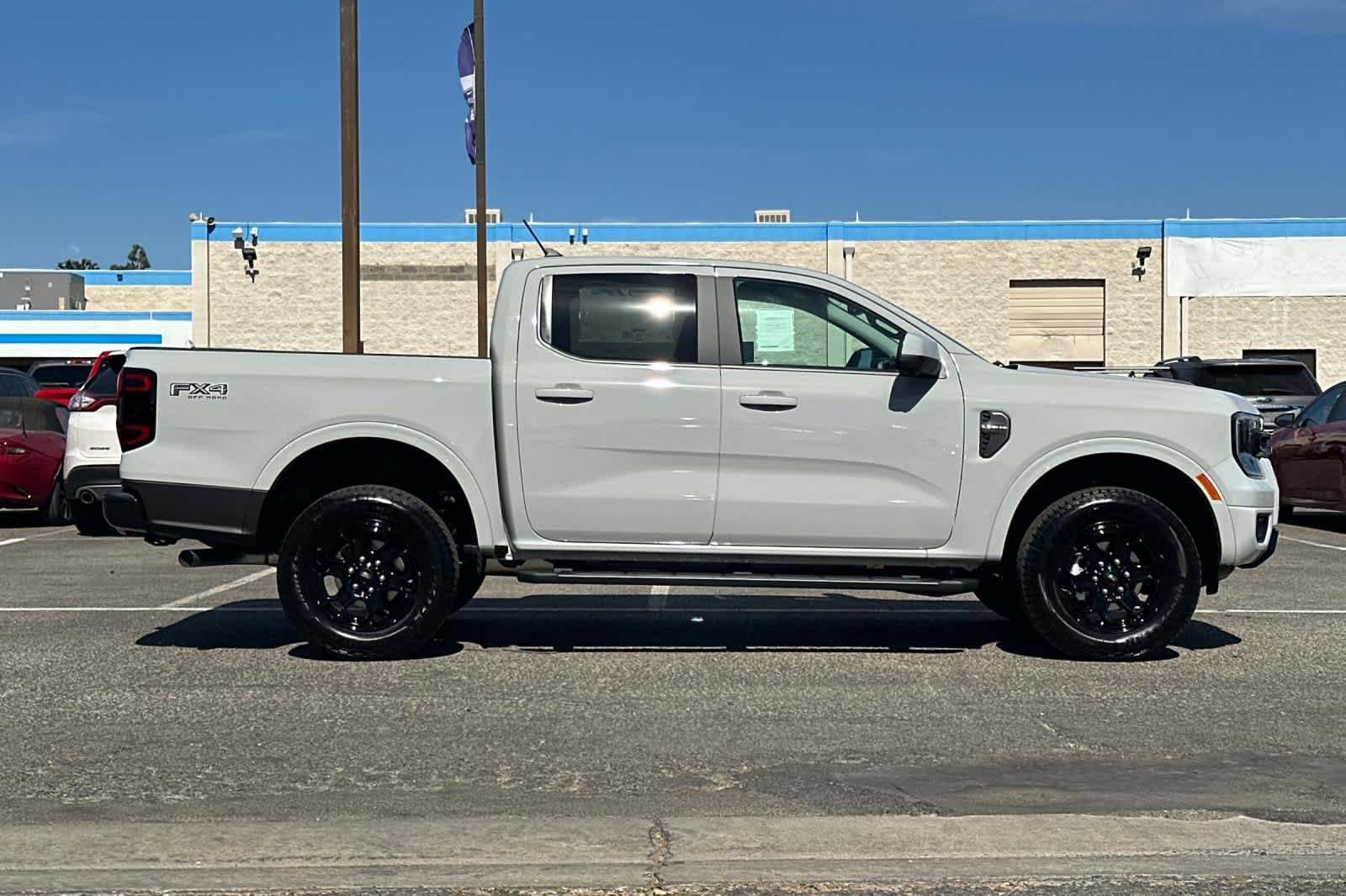 New 2026 Ford Ranger Lariat w/ FX4 Off-Road Package AWD/4WD image 8