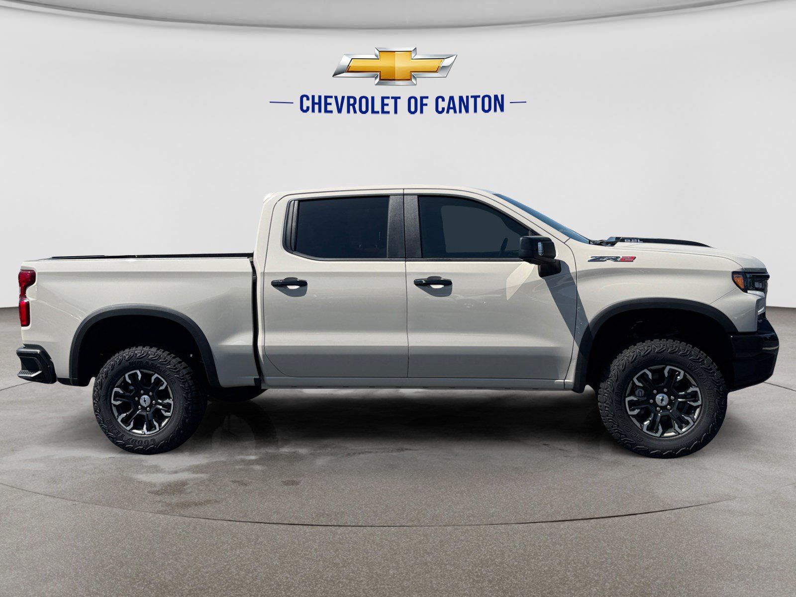 Used 2026 Chevrolet Silverado 1500 ZR2 AWD/4WD image 4