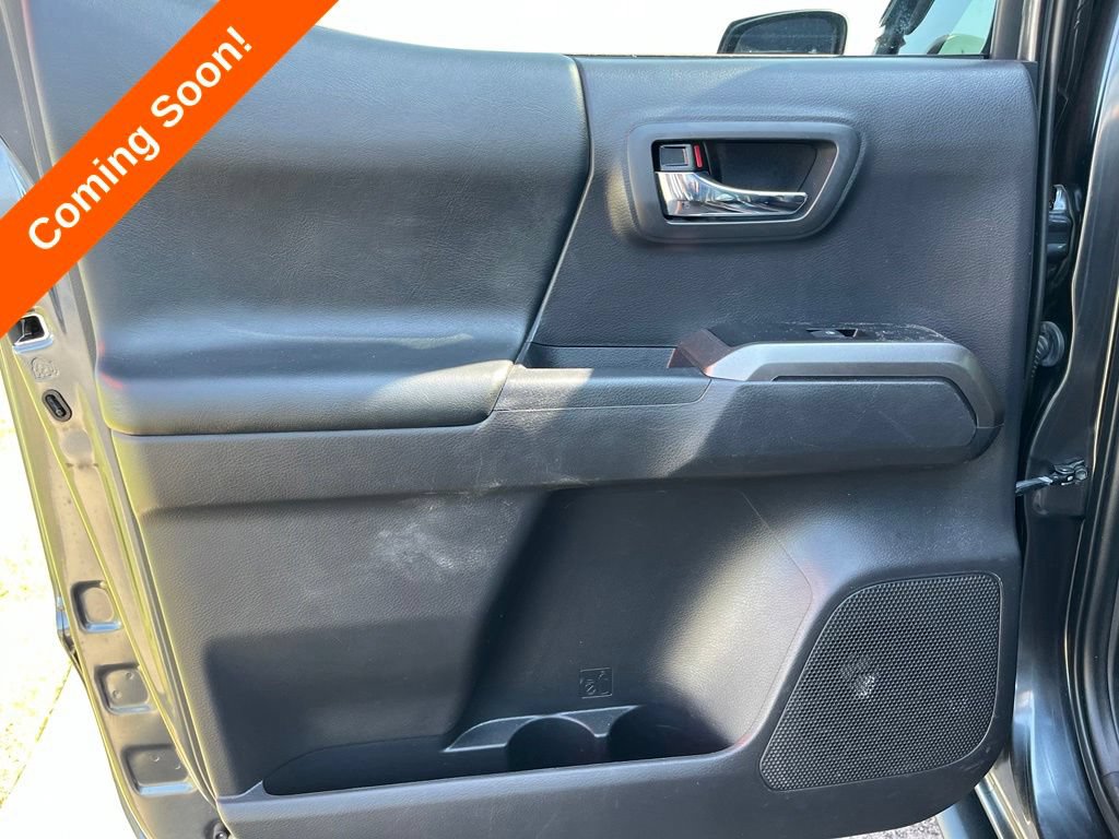 Used 2023 Toyota Tacoma Limited w/ Nightshade Package AWD/4WD image 33