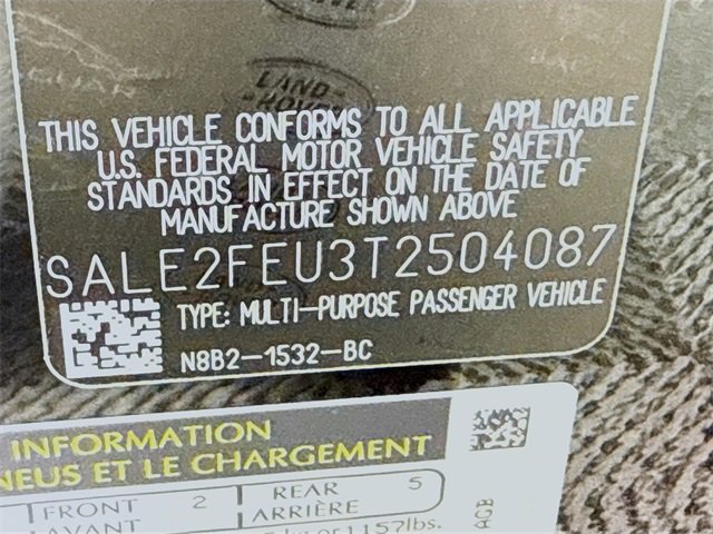 New 2026 Land Rover Defender 130 X-Dynamic SE image 35