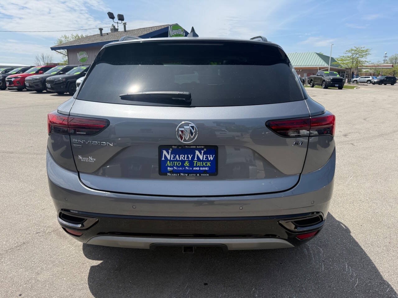 Used 2022 Buick Envision Essence w/ Sport Touring Package AWD/4WD image 7