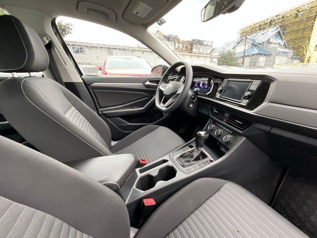 Certified 2023 Volkswagen Jetta S image 18