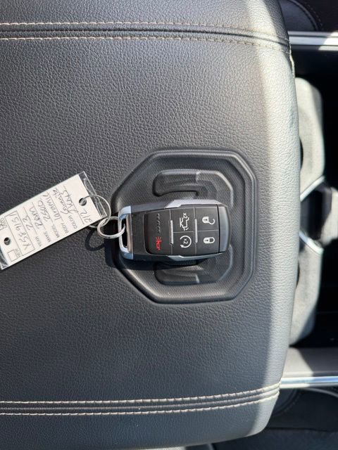 Used 2023 RAM 2500 Laramie AWD/4WD image 41