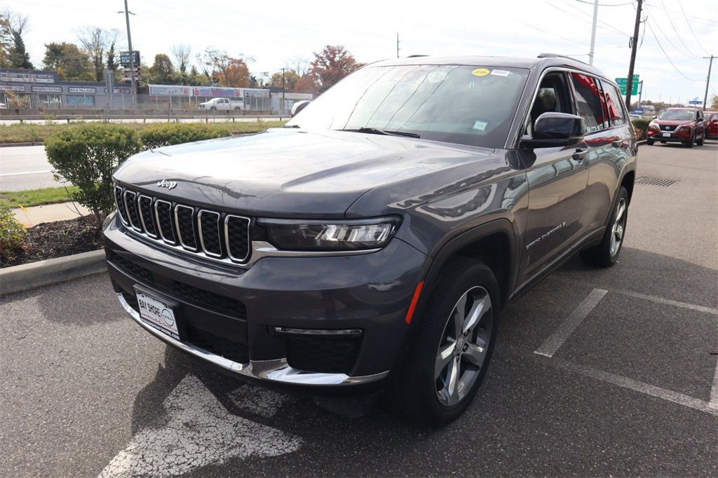 Used 2022 Jeep Grand Cherokee L Limited image 9