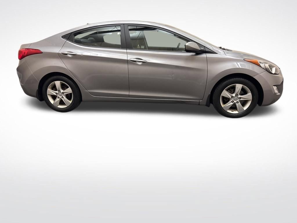 Used 2012 Hyundai Elantra GLS w/ Preferred Pkg 3 FWD image 4