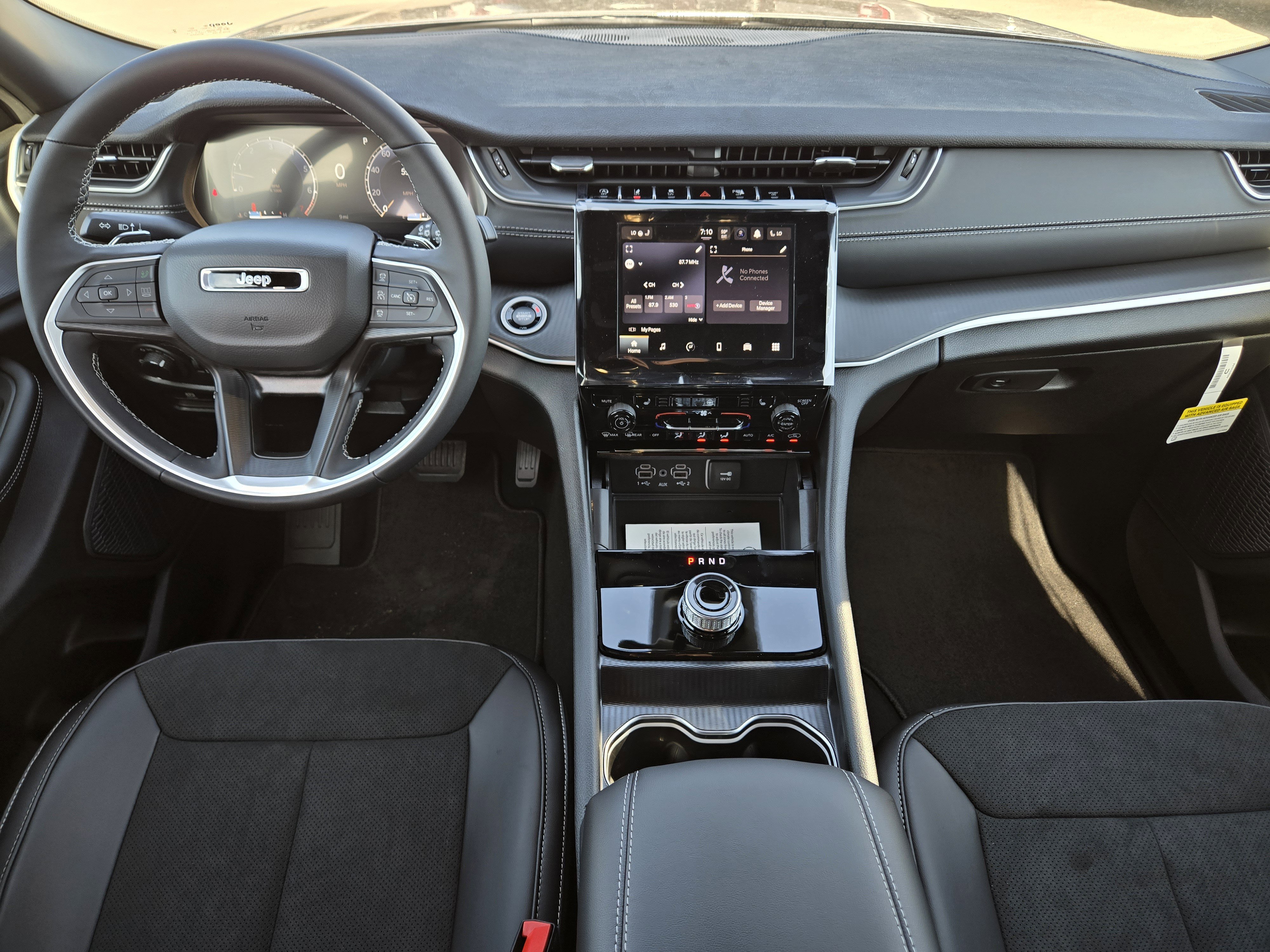 New 2025 Jeep Grand Cherokee L Altitude AWD/4WD image 19