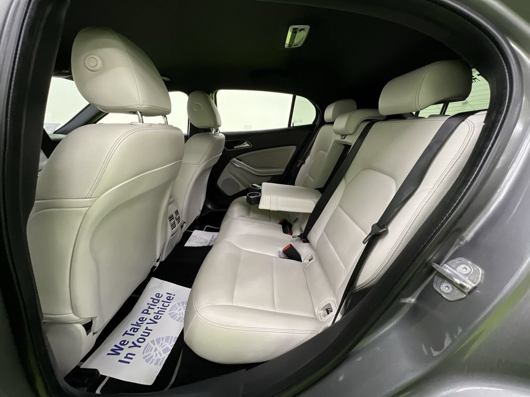 Used 2019 Mercedes-Benz GLA 250 4MATIC image 24