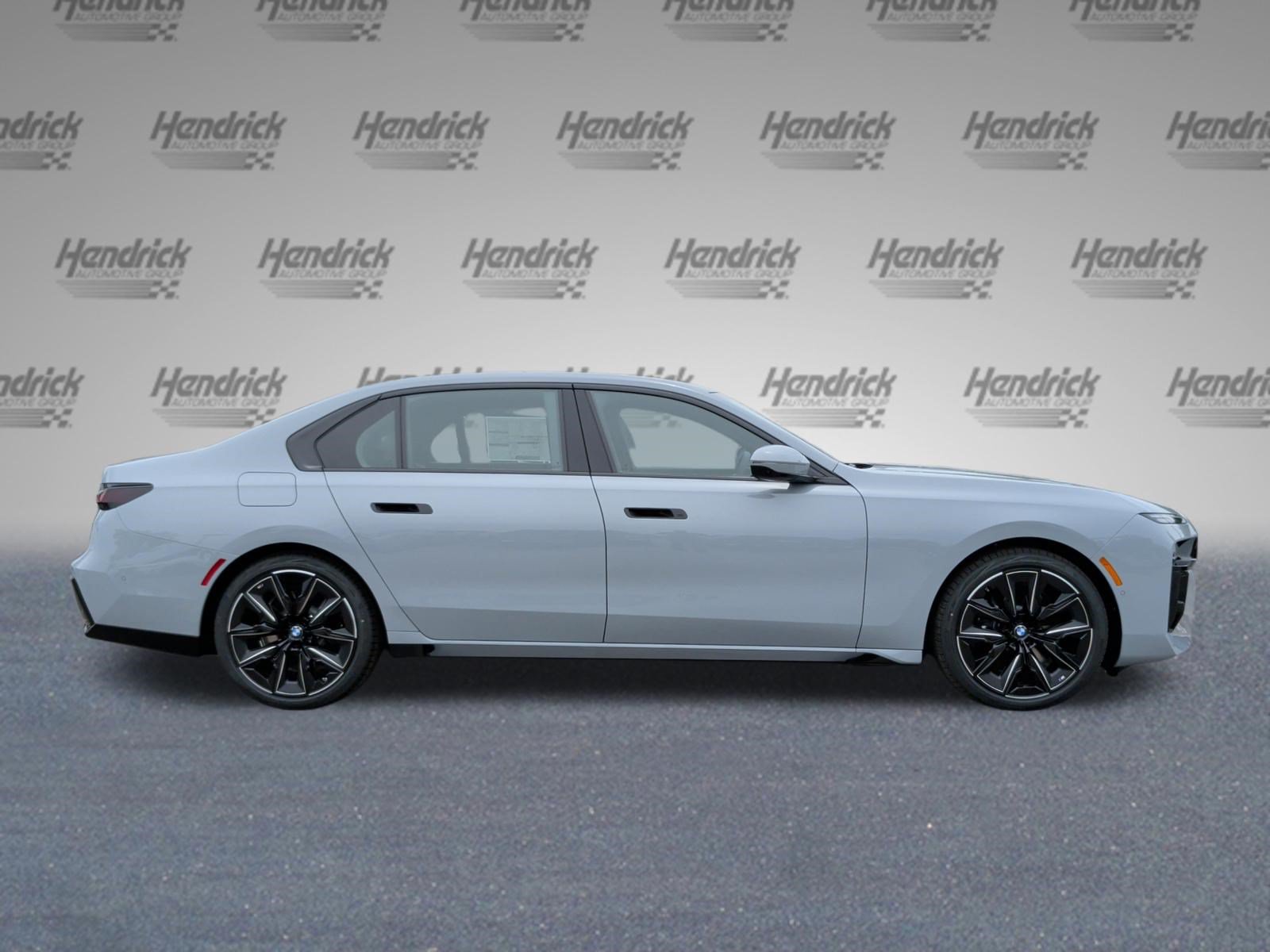 New 2026 BMW 740i RWD image 6