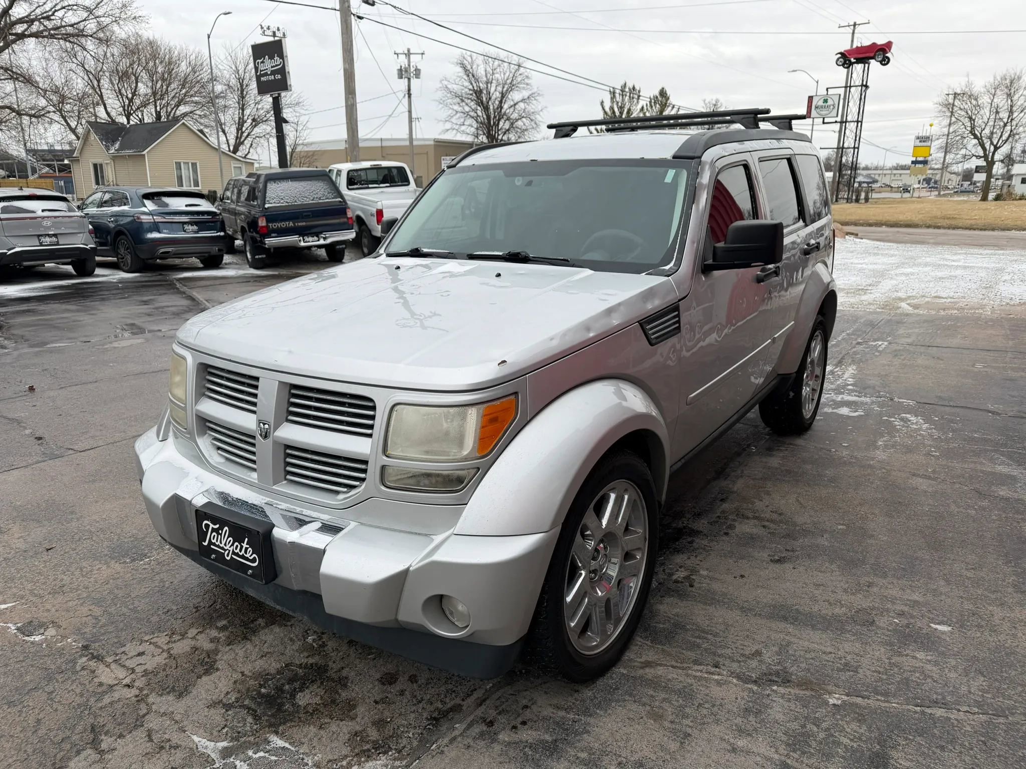 Used 2011 Dodge Nitro Heat w/ Chrome Accents Group AWD/4WD image 3