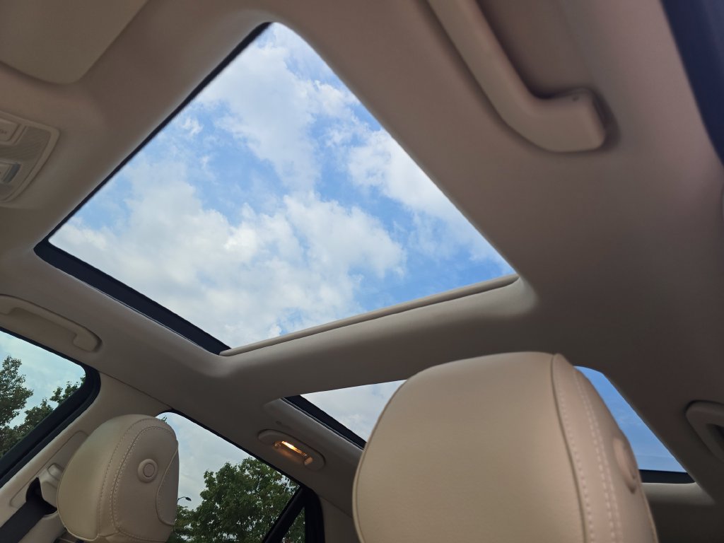 Certified 2018 Mercedes-Benz GLE 350 4MATIC image 3