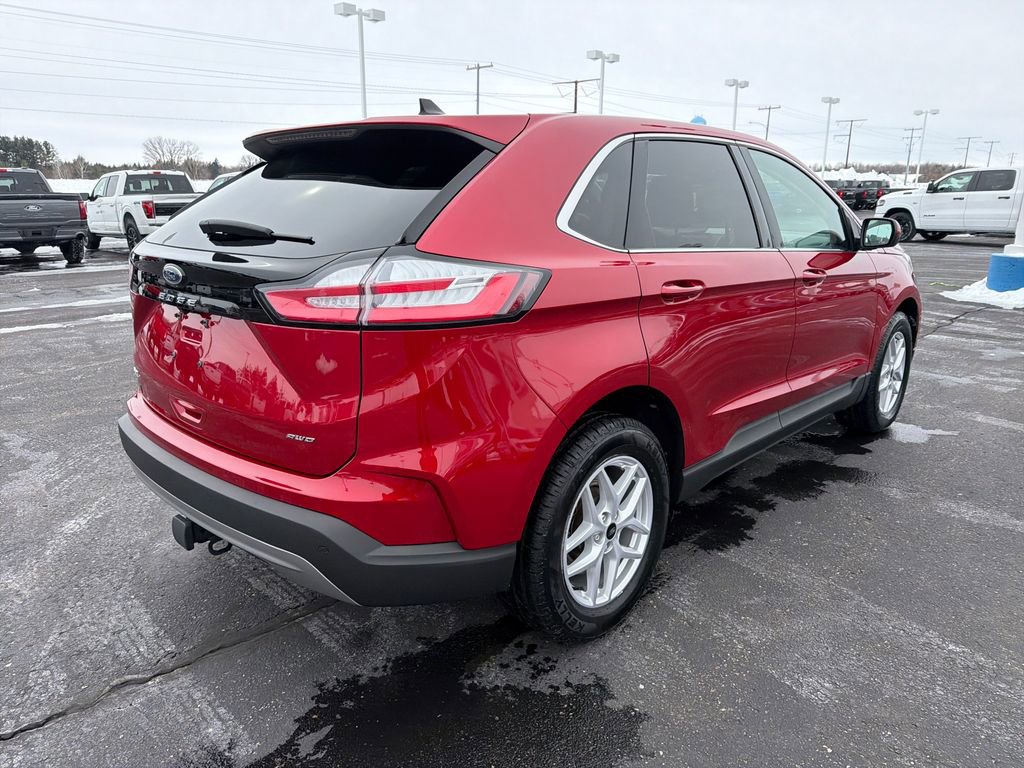 Used 2023 Ford Edge SEL w/ Convenience Package image 5