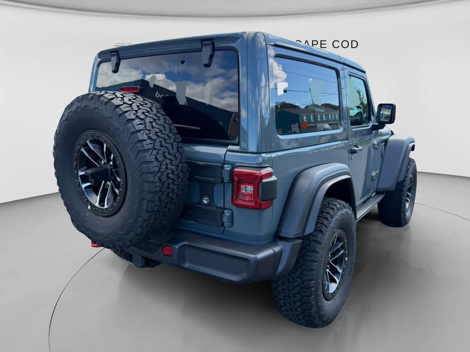 New 2026 Jeep Wrangler Rubicon w/ Xtreme 35 Tire Package AWD/4WD image 8