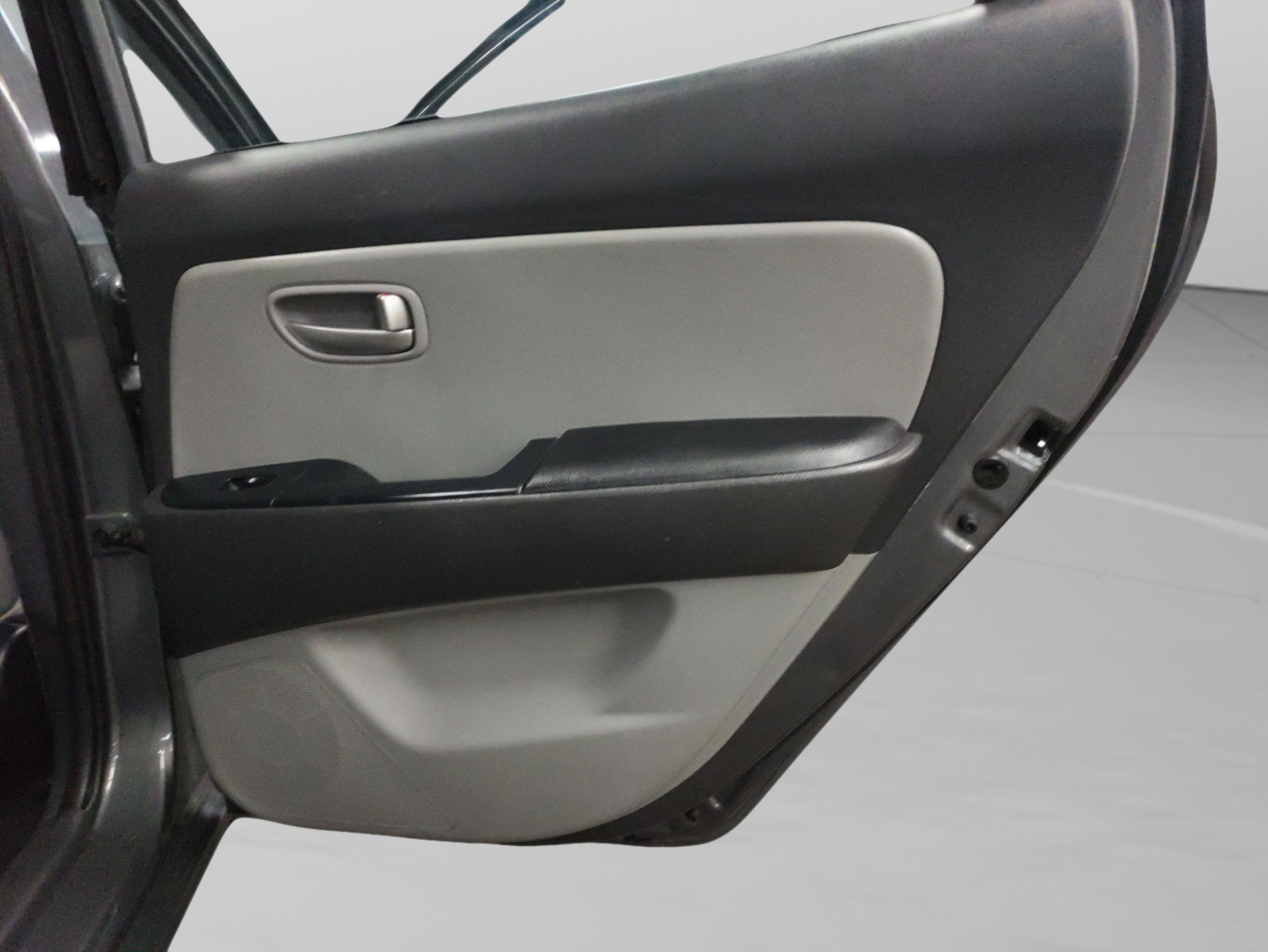 Used 2009 Hyundai Elantra SE image 31