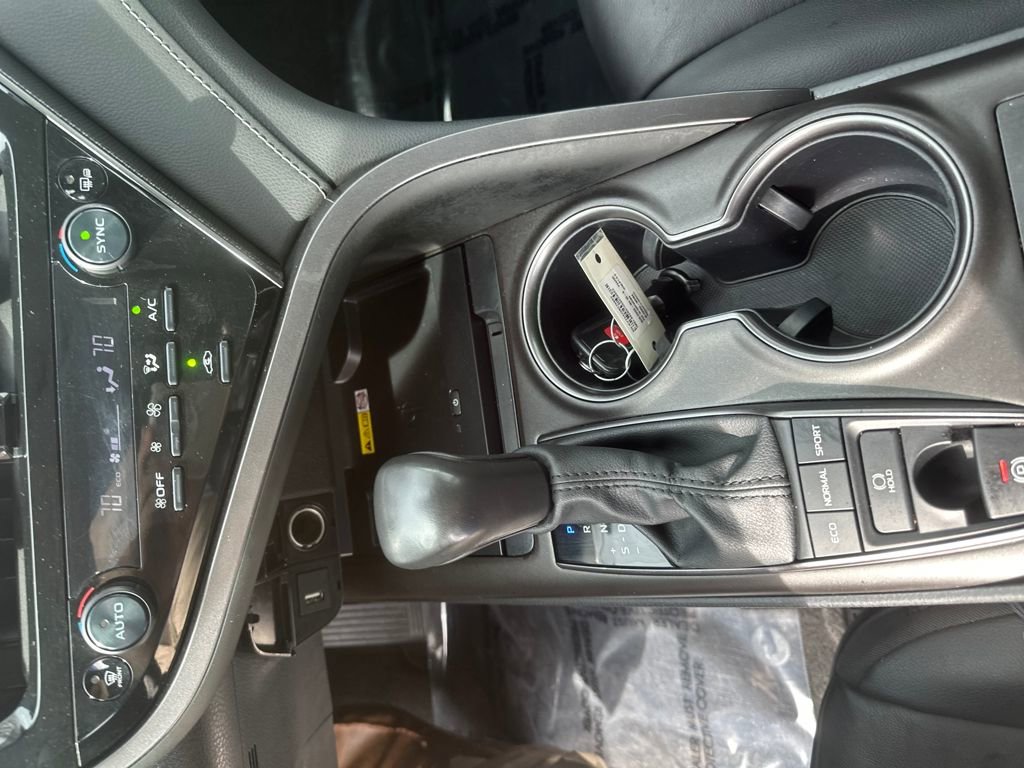 Used 2024 Toyota Camry XSE image 12