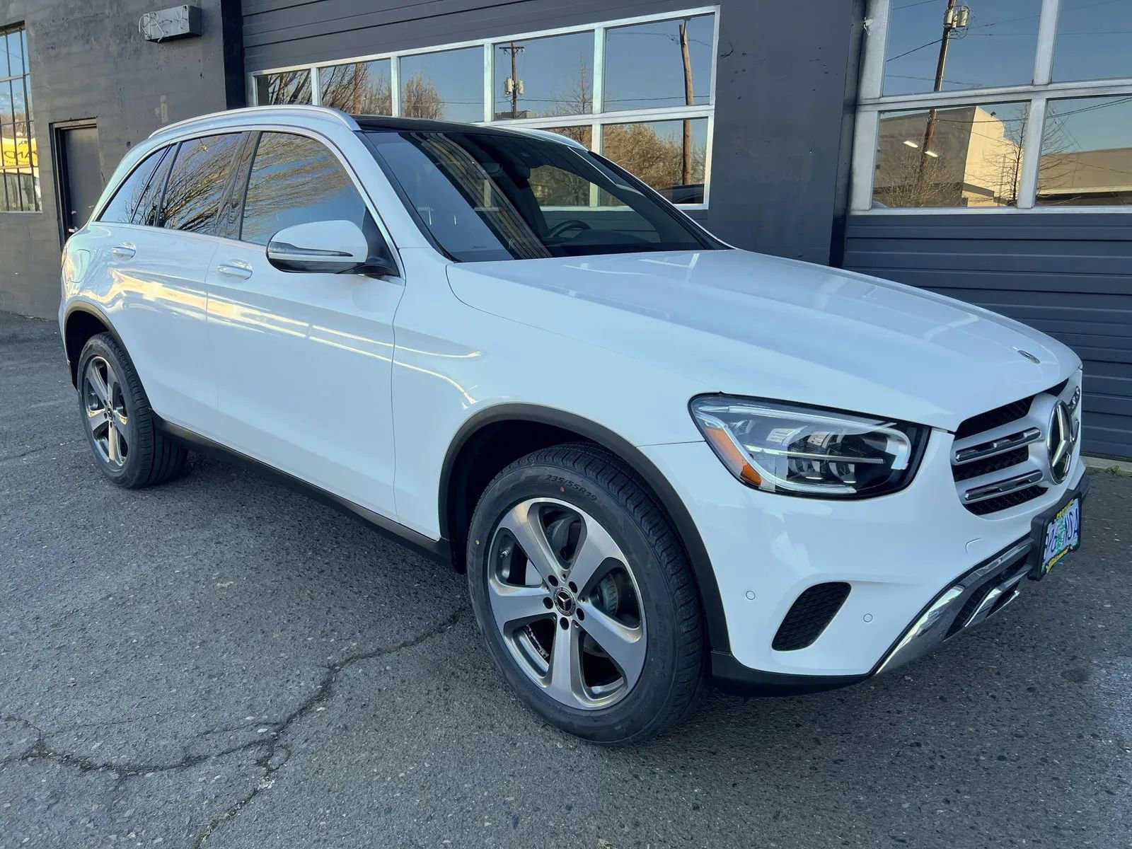 Used 2021 Mercedes-Benz GLC 300 GLC 300 4MATIC Sport Utility 4 image 8