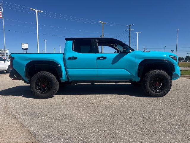 New 2026 Toyota Tacoma TRD Pro AWD/4WD image 7