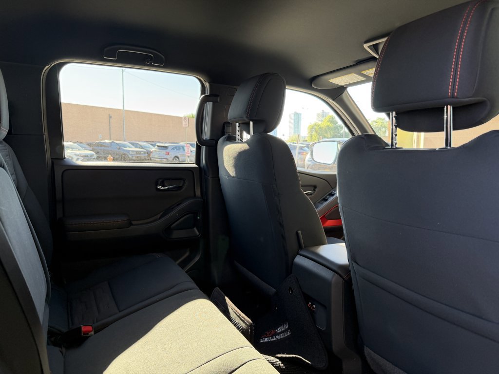 Used 2024 Nissan Frontier PRO-4X w/ Off-Road Protection Package image 36