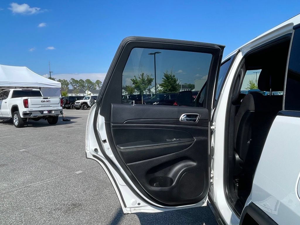 Used 2021 Jeep Grand Cherokee Freedom Edition AWD/4WD image 49