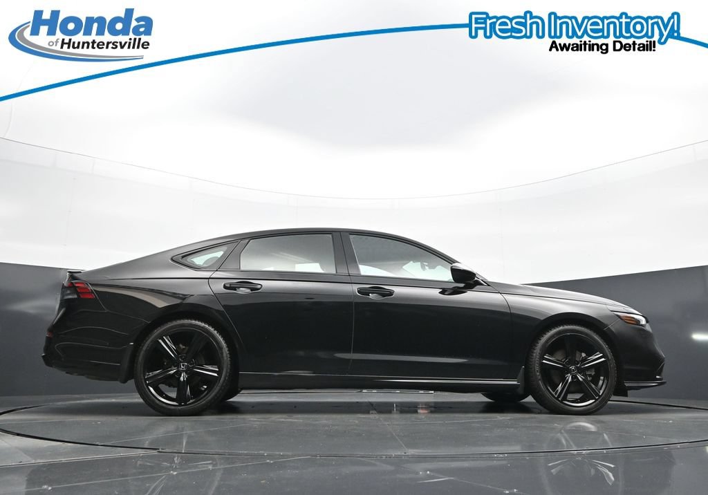 Used 2023 Honda Accord Sport image 40