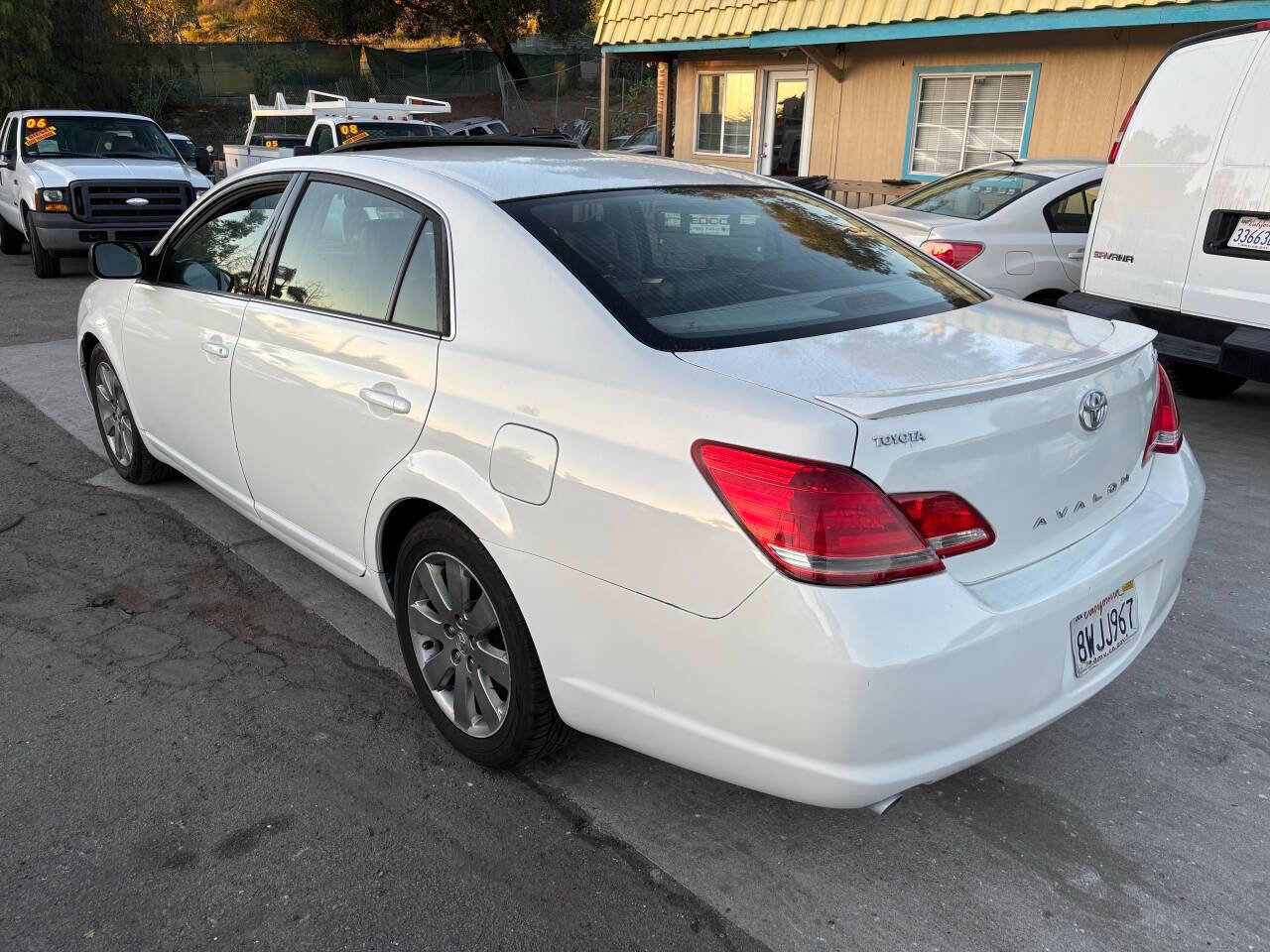 Used 2006 Toyota Avalon XL FWD image 5