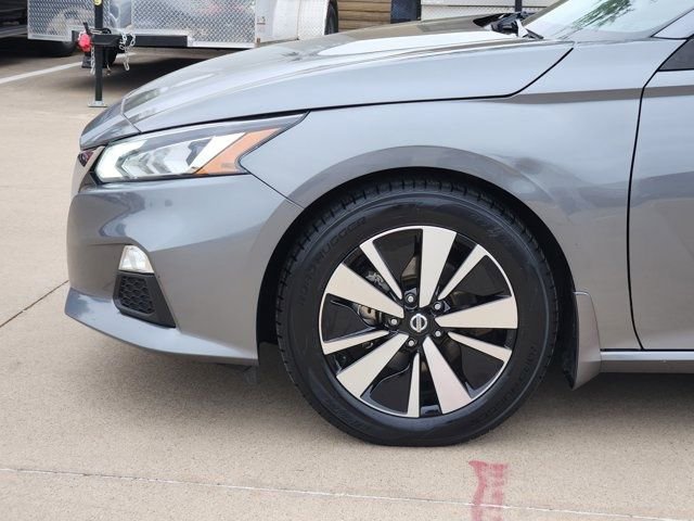 Used 2022 Nissan Altima 2.5 SV image 16
