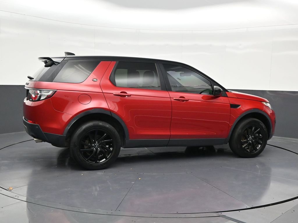 Used 2018 Land Rover Discovery Sport SE image 8