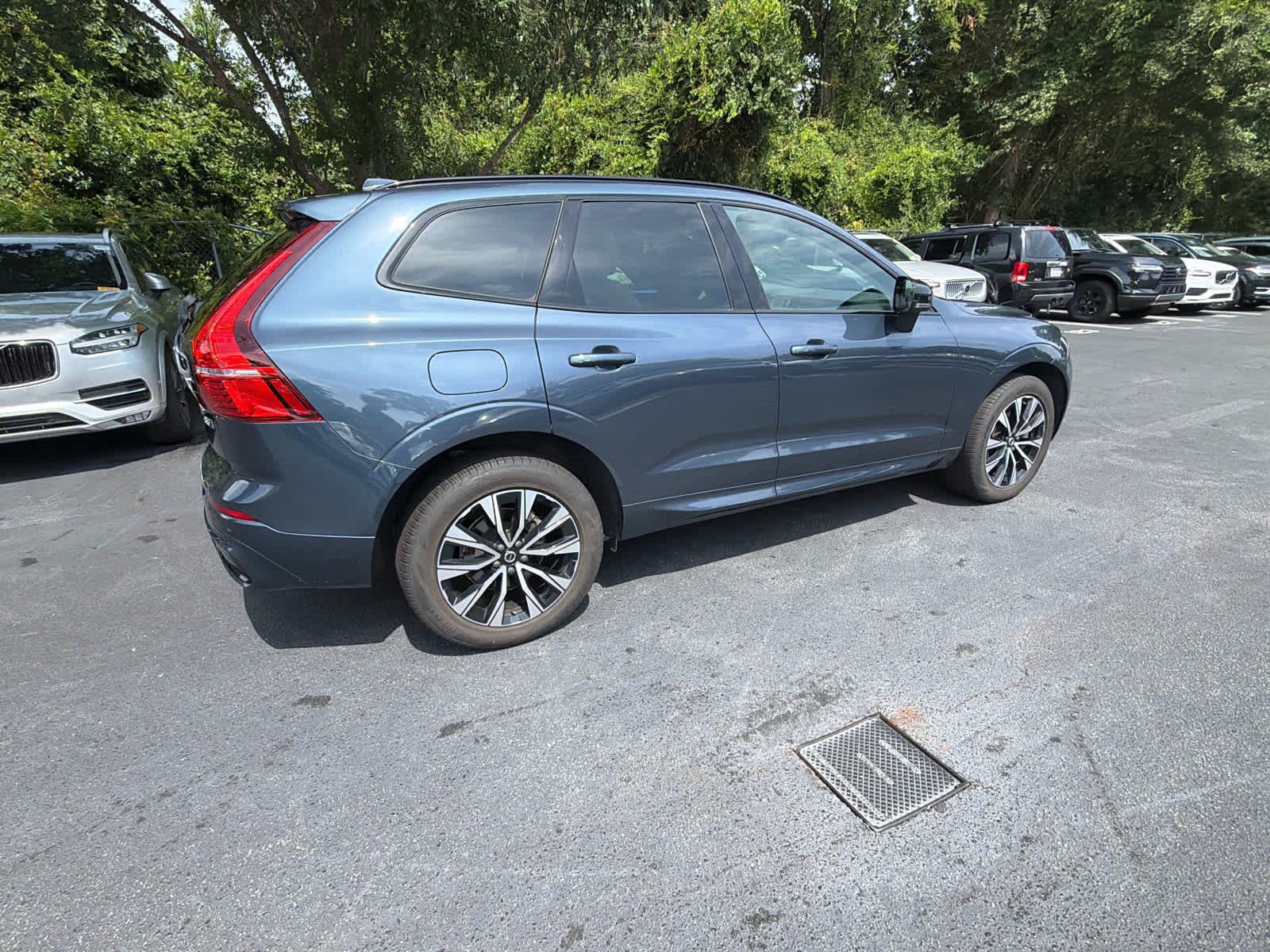 Used 2024 Volvo XC60 B5 Core w/ Climate Package AWD/4WD image 15