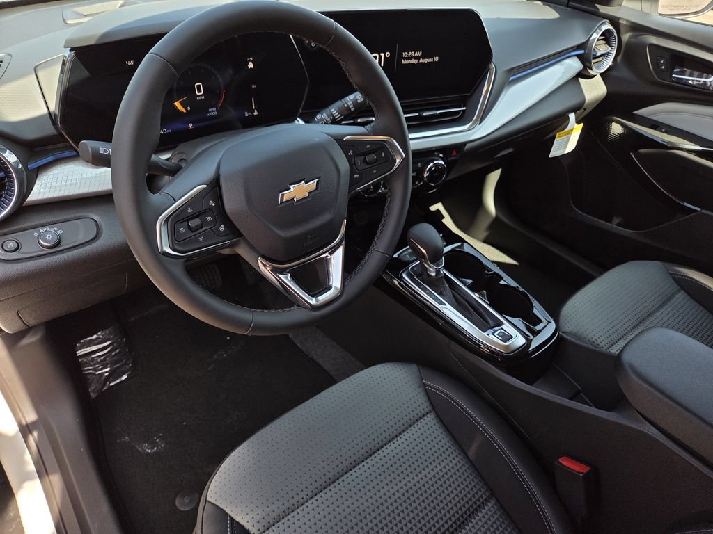 New 2026 Chevrolet Trax LT w/ LT Convenience Package FWD image 10