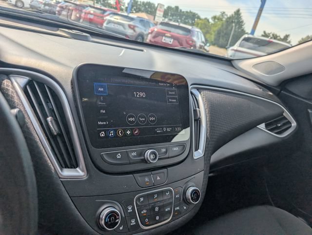 Used 2025 Chevrolet Malibu LT FWD image 19